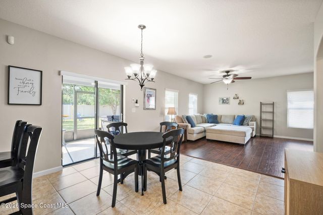 792 Dillard Drive SE, Palm Bay, FL 32909