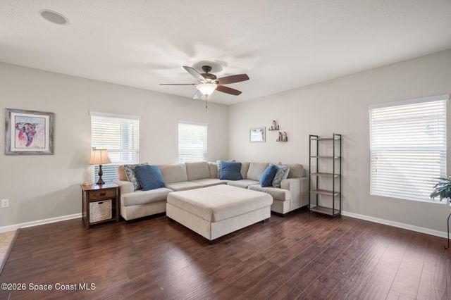 792 Dillard Drive SE, Palm Bay, FL 32909