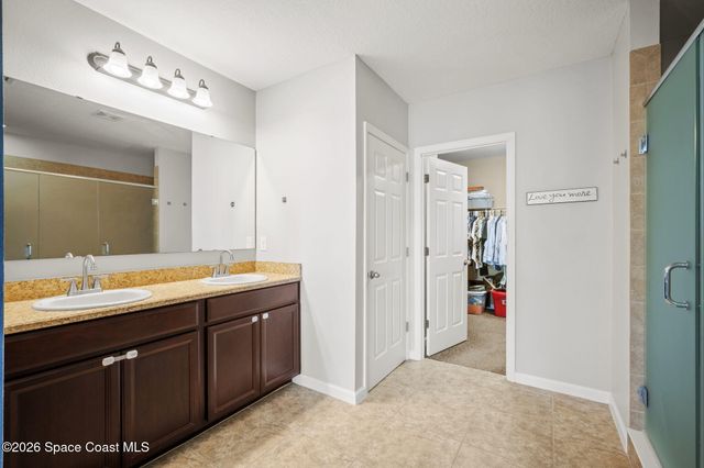 792 Dillard Drive SE, Palm Bay, FL 32909