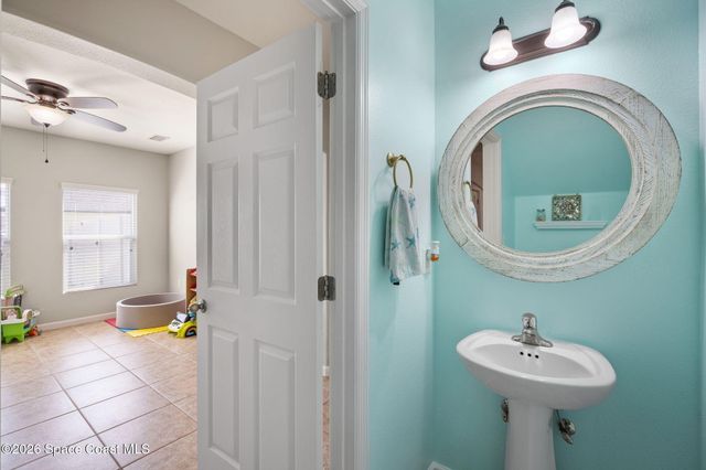 792 Dillard Drive SE, Palm Bay, FL 32909