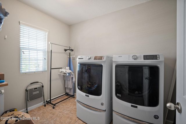 792 Dillard Drive SE, Palm Bay, FL 32909