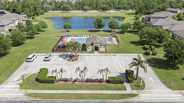 792 Dillard Drive SE, Palm Bay, FL 32909