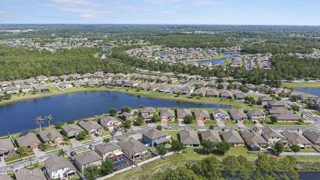 792 Dillard Drive SE, Palm Bay, FL 32909