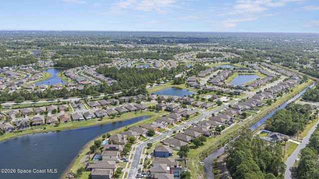 792 Dillard Drive SE, Palm Bay, FL 32909