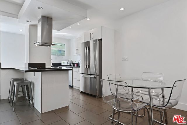 7250 Franklin Avenue 414, Los Angeles, CA 90046