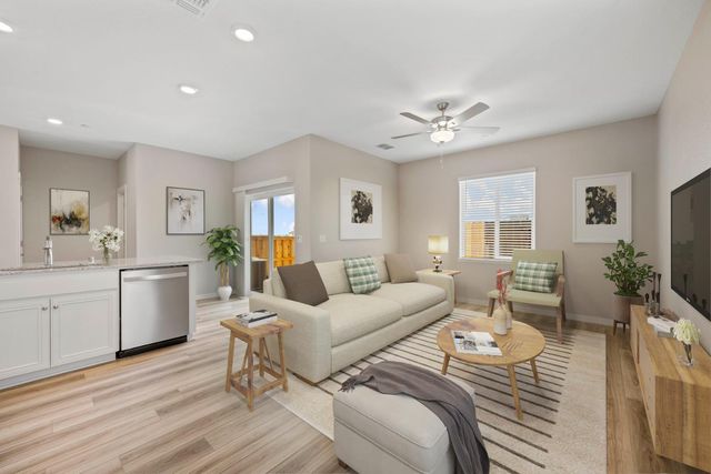 2972 Bowery Ln, Lincoln, CA 95648