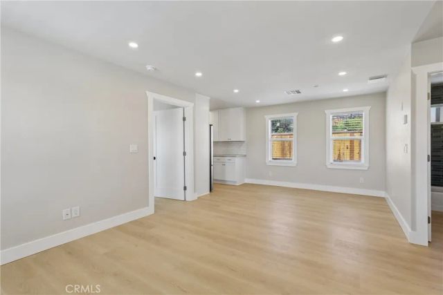 23 E Pine Street, Altadena, CA 91001