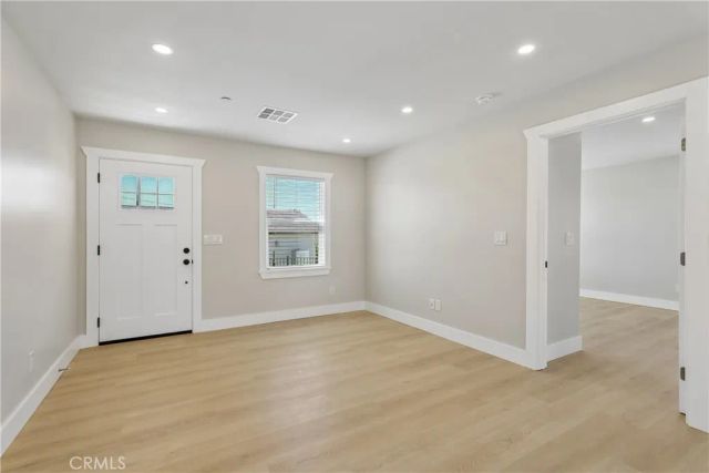 23 E Pine Street, Altadena, CA 91001