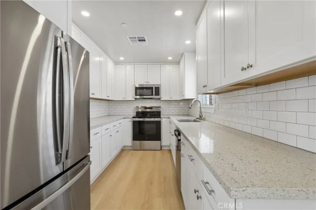 23 E Pine Street, Altadena, CA 91001