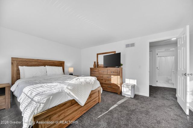 6126 Beechfield Drive 138, Lansing, MI 48911