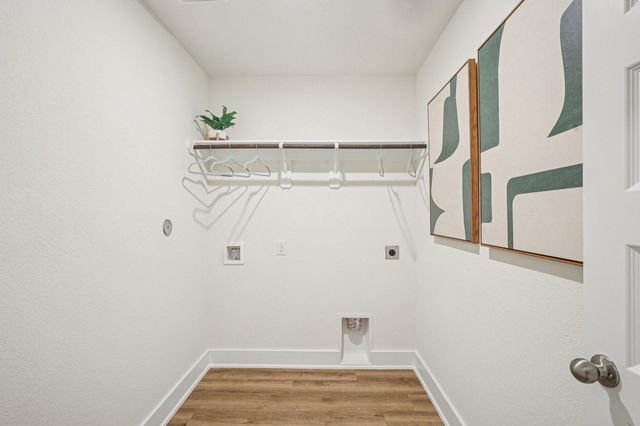 13219 Retiro Drive, Houston, TX 77047