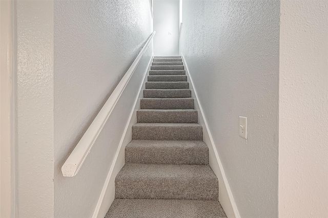 9809 Richmond Avenue C8, Houston, TX 77042