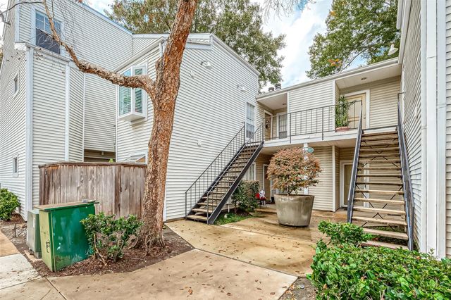 9809 Richmond Avenue C8, Houston, TX 77042