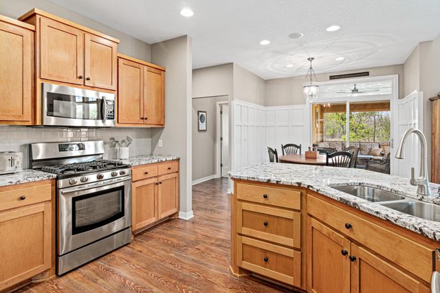 4850 Fable Hill Parkway N, Hugo, MN 55038