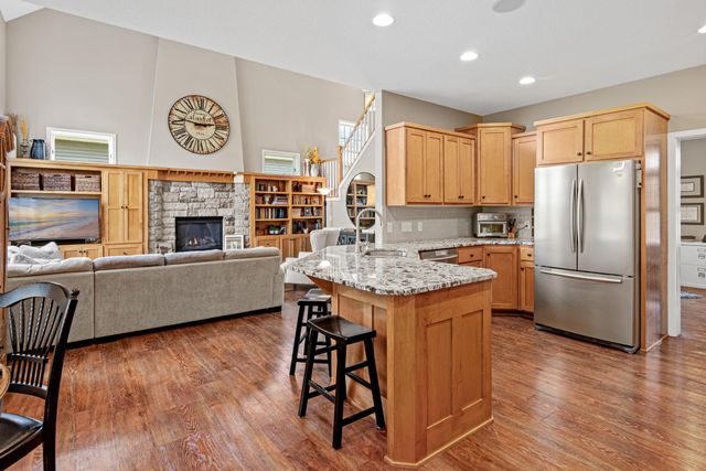 4850 Fable Hill Parkway N, Hugo, MN 55038