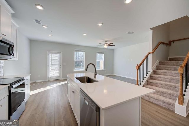 8098 Tiger Way 68, Riverdale, GA 30296