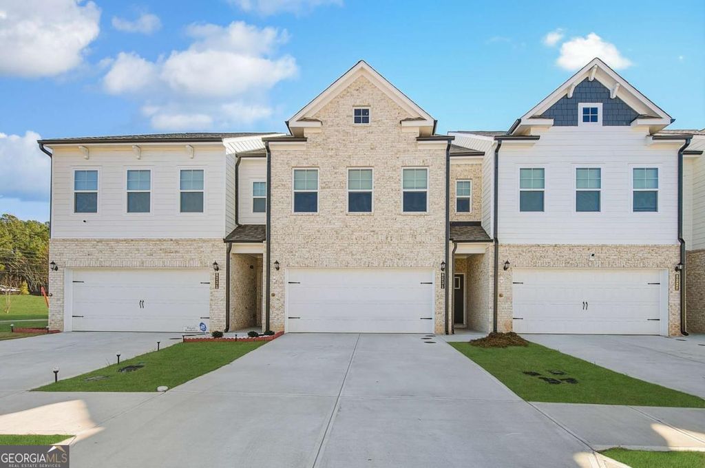 8098 Tiger Way 68, Riverdale, GA 30296