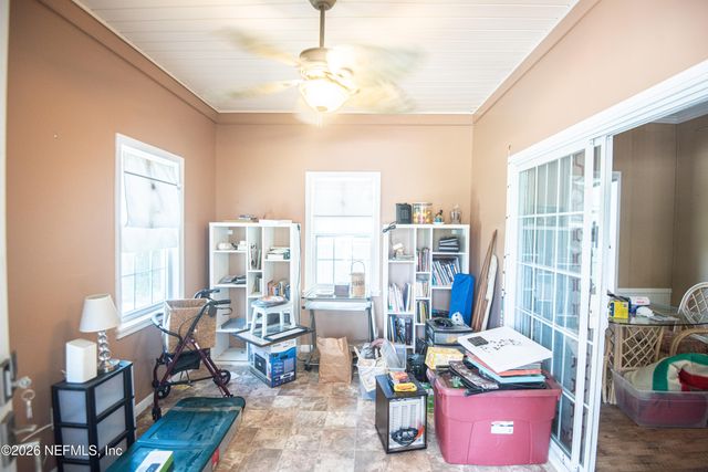 123 FOLKLORE Drive, Satsuma, FL 32189