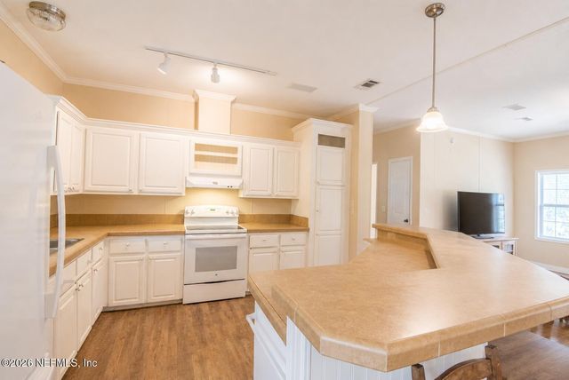 123 FOLKLORE Drive, Satsuma, FL 32189