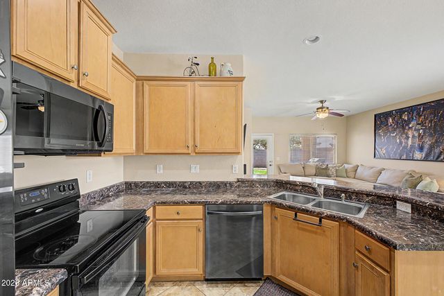 14675 W MAUNA LOA Lane, Surprise, AZ 85379