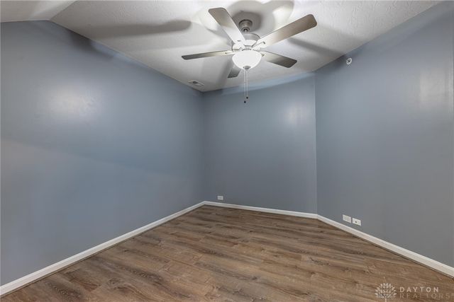 160 Old Pond Road, Springboro, OH 45066