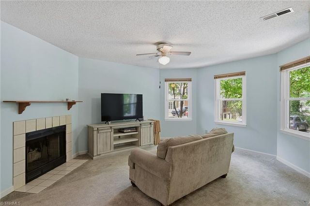 1112 Rockdale Drive, Winston-salem, NC 27104