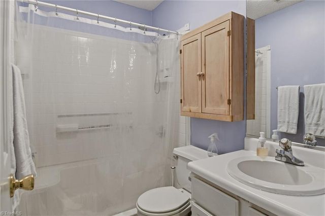 1112 Rockdale Drive, Winston-salem, NC 27104
