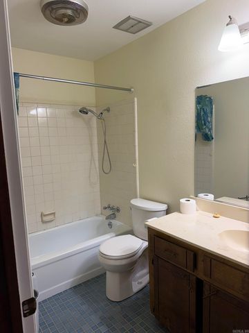 9802 Dobby Drive, Little Rock, AR 72206
