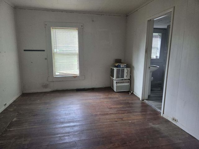 517 Cantrill Street, Irvine, KY 40336