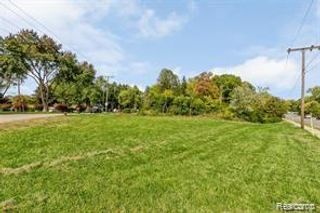 27416 Sunnydale Street, Livonia, MI 48154