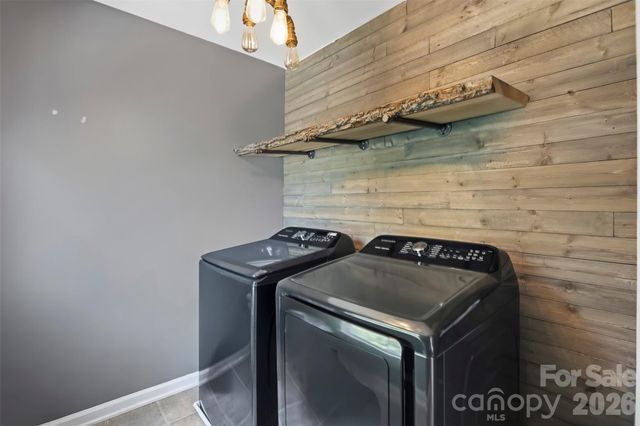 11206 Pond Valley Court, Charlotte, NC 28269