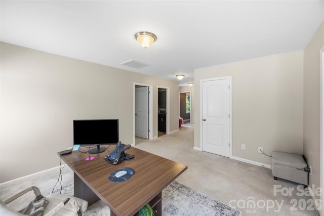 11206 Pond Valley Court, Charlotte, NC 28269