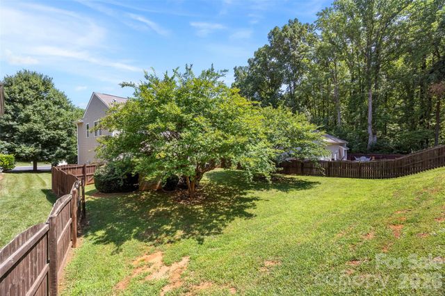 11206 Pond Valley Court, Charlotte, NC 28269