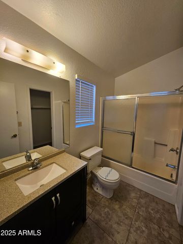 3040 E Bluefield Avenue, Phoenix, AZ 85032