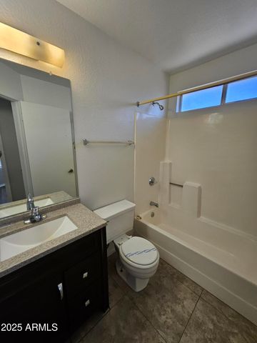 3040 E Bluefield Avenue, Phoenix, AZ 85032