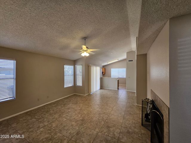 3040 E Bluefield Avenue, Phoenix, AZ 85032