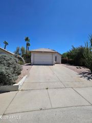 3040 E Bluefield Avenue, Phoenix, AZ 85032