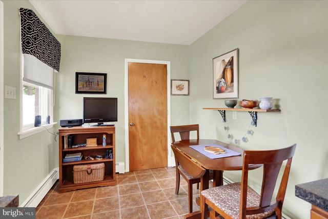 1100 BUTTER RD, Dover, PA 17315
