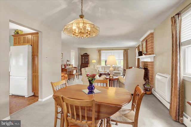 1100 BUTTER RD, Dover, PA 17315