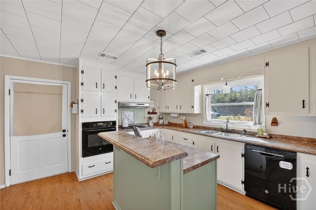 121 Green Morgan School Road, Springfield, GA 31329