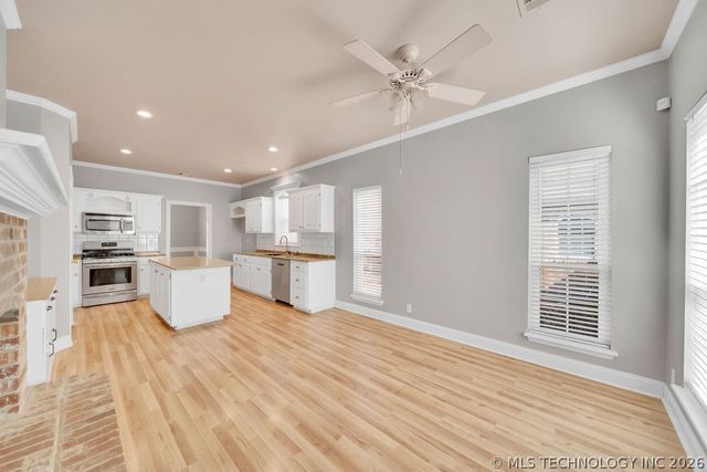 10304 E 90th Street North, Owasso, OK 74055