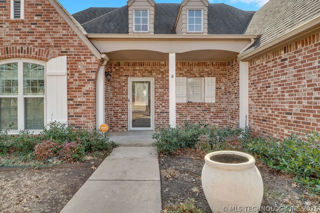 10304 E 90th Street North, Owasso, OK 74055