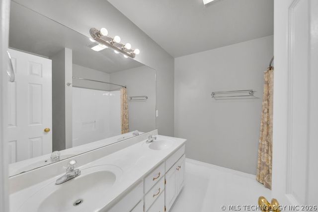 10304 E 90th Street North, Owasso, OK 74055