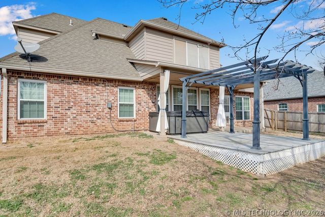 10304 E 90th Street North, Owasso, OK 74055