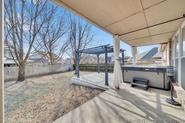 10304 E 90th Street North, Owasso, OK 74055