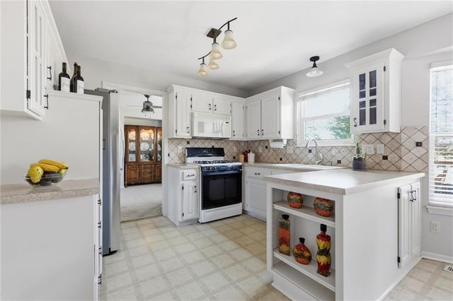 14799 S Alden Street, Olathe, KS 66062