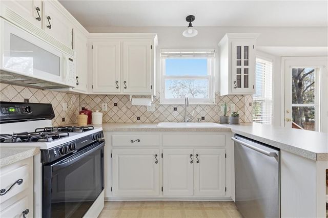 14799 S Alden Street, Olathe, KS 66062