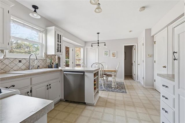 14799 S Alden Street, Olathe, KS 66062