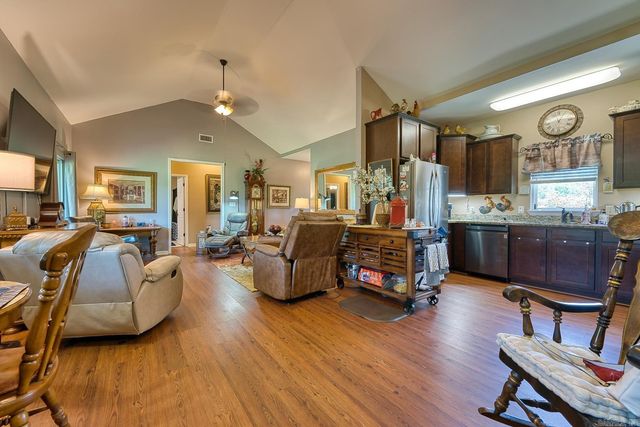 1306 Oakgrove Road, Royal, AR 71968
