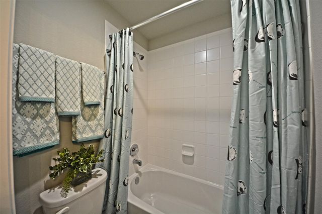 8515 Ideal Drive, Rosharon, TX 77583